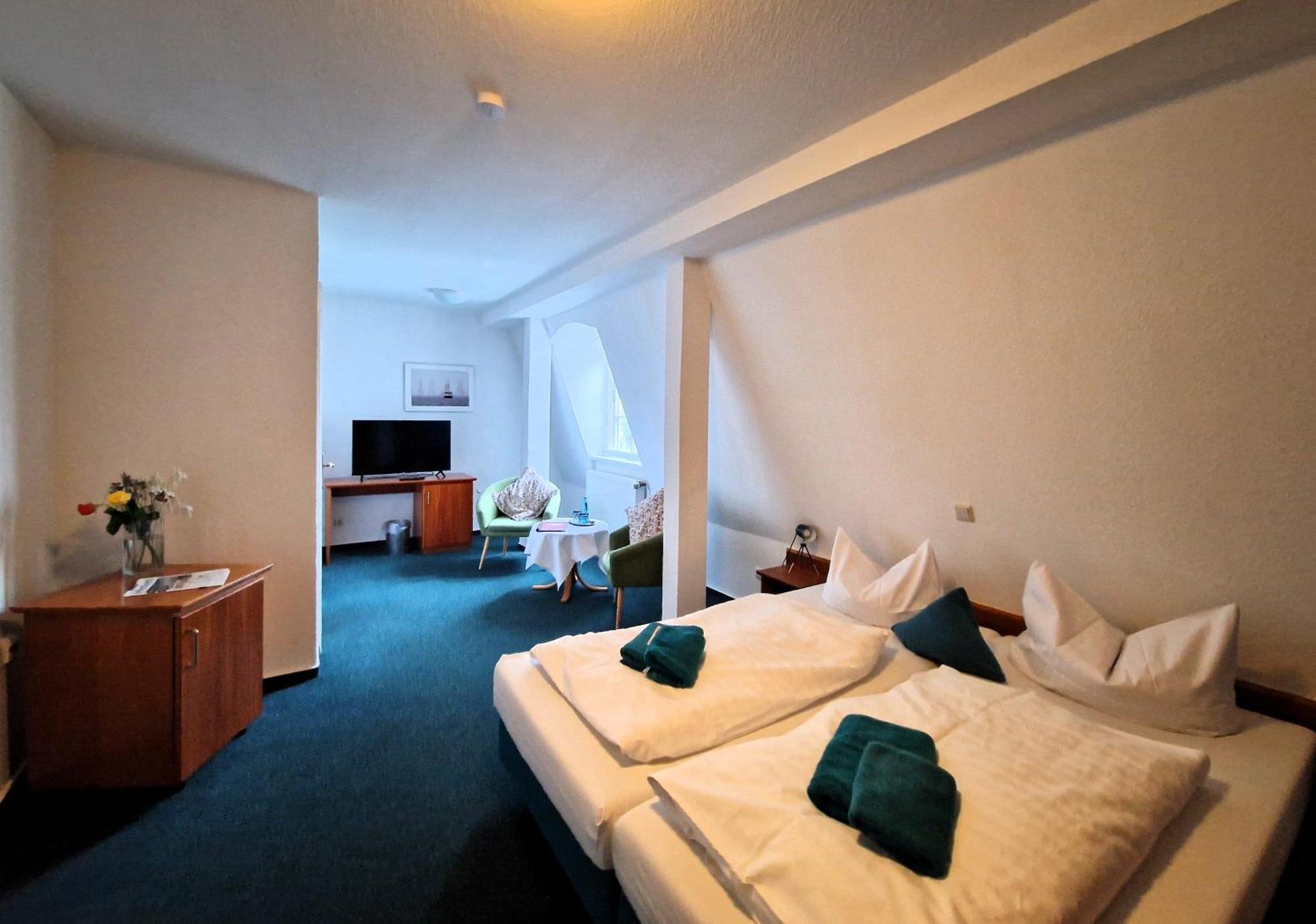 Faehrhaus Niederkleveez Hotel 3*