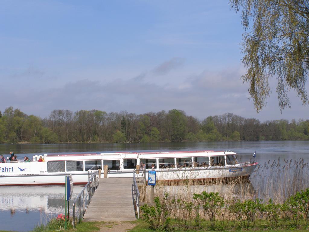 Hotel Fährhaus Niederkleveez